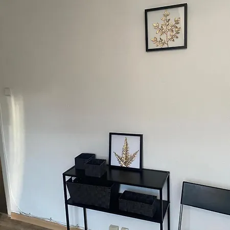 1 Zimmer *